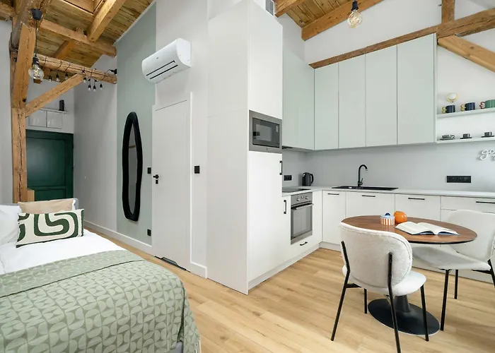 Przytulne W Poznaniu Z Klimatyzacja By Renters Apartment Poznan