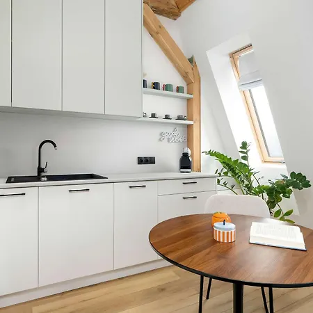 Przytulne W Poznaniu Z Klimatyzacja By Renters Апартаменти Познань